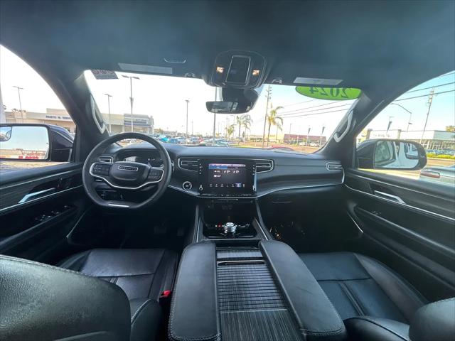 2024 Jeep Wagoneer Series II 4x2