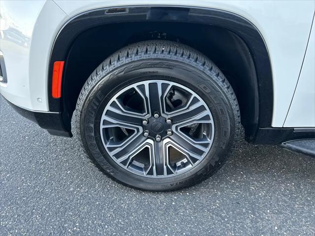 2024 Jeep Wagoneer Series II 4x2