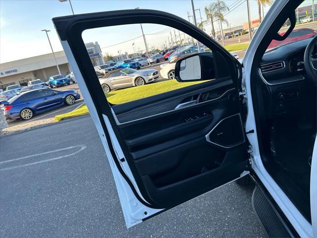 2024 Jeep Wagoneer Series II 4x2