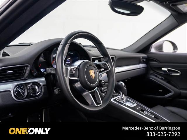 2017 Porsche 911 Carrera 4S