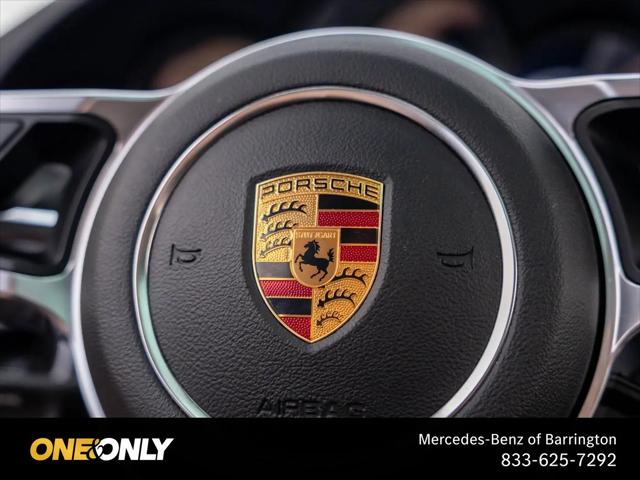 2017 Porsche 911 Carrera 4S