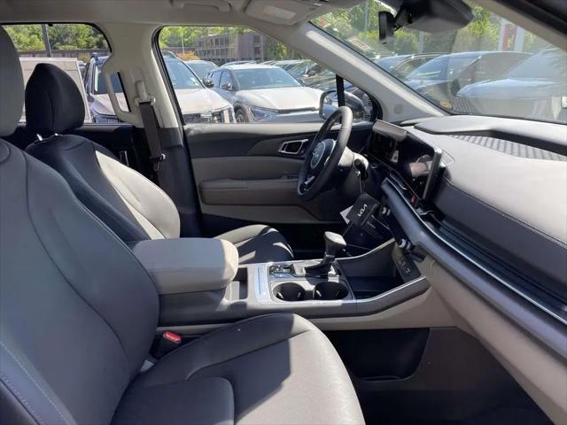 2026 Kia Carnival MPV EX