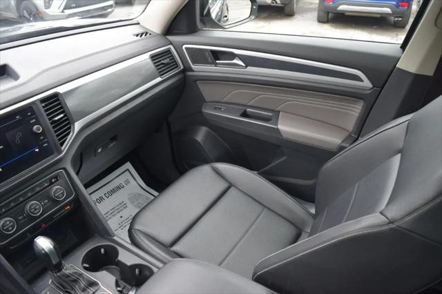 2021 Volkswagen Atlas 3.6L V6 SE w/Technology R-Line