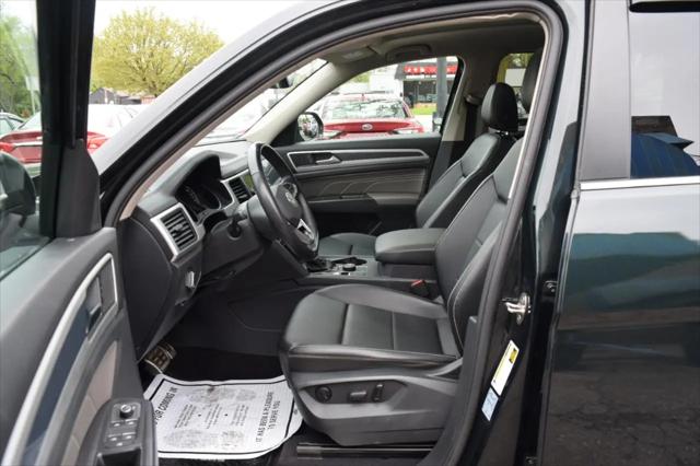 2021 Volkswagen Atlas 3.6L V6 SE w/Technology R-Line