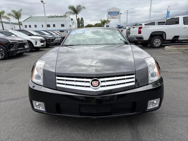 2006 Cadillac XLR Standard