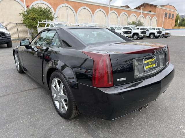 2006 Cadillac XLR Standard