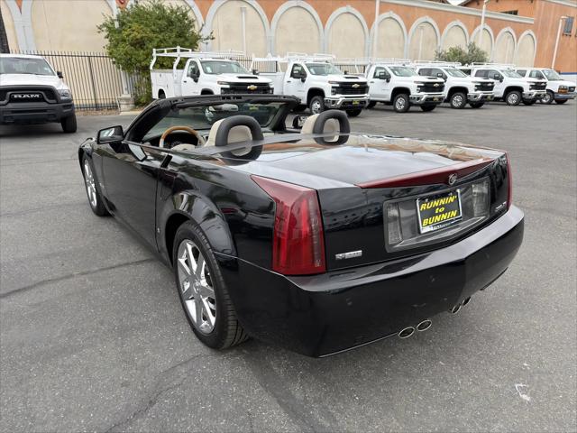 2006 Cadillac XLR Standard