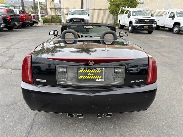 2006 Cadillac XLR Standard