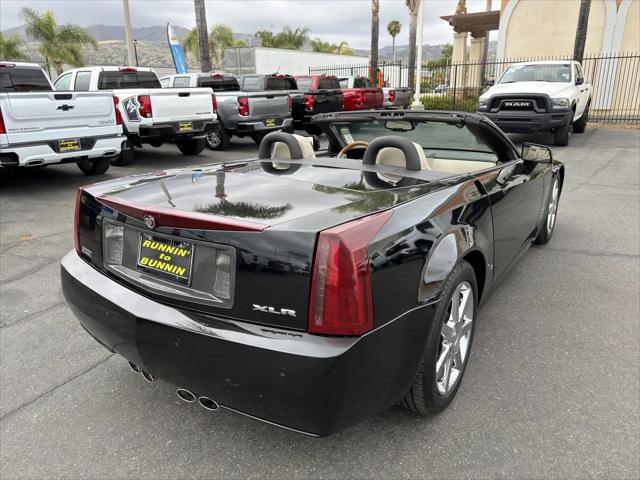 2006 Cadillac XLR Standard