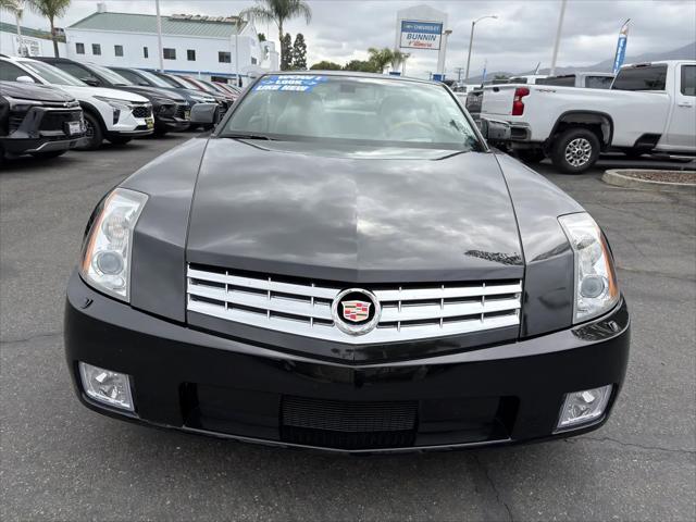 2006 Cadillac XLR Standard