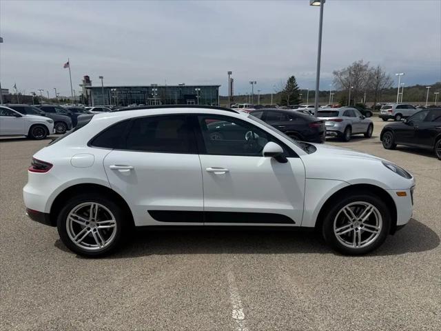 2018 Porsche Macan Macan