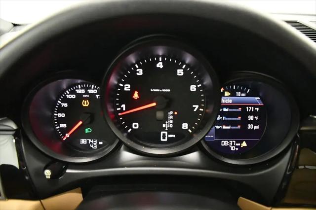 2018 Porsche Macan Macan
