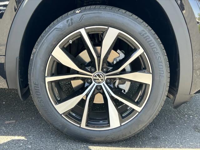 2026 Volkswagen Atlas SEL Premium R-Line