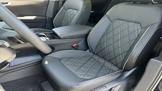 2026 Volkswagen Atlas SEL Premium R-Line