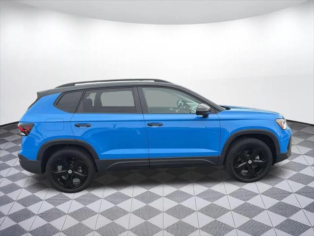 2025 Volkswagen Taos 1.5T SE Black