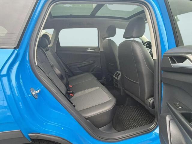 2025 Volkswagen Taos 1.5T SE Black