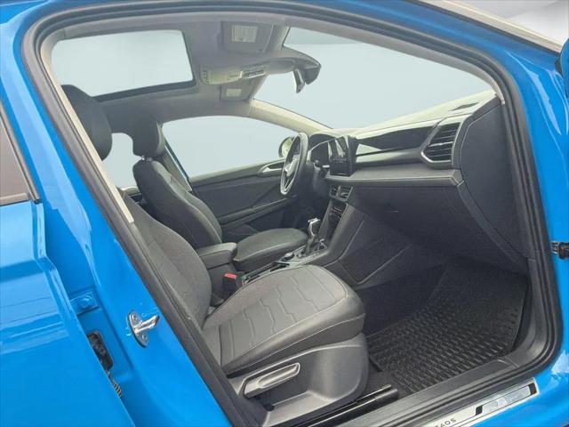 2025 Volkswagen Taos 1.5T SE Black