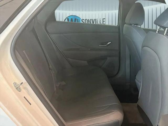 2023 Hyundai Elantra SEL