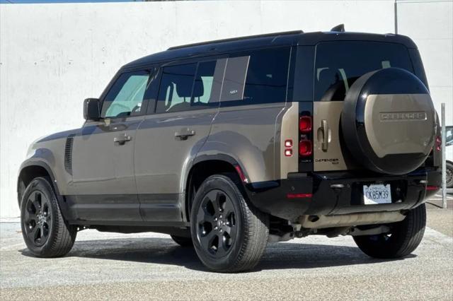2023 Land Rover Defender 110 X-Dynamic SE