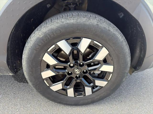 2025 Hyundai Santa Cruz SEL Activity