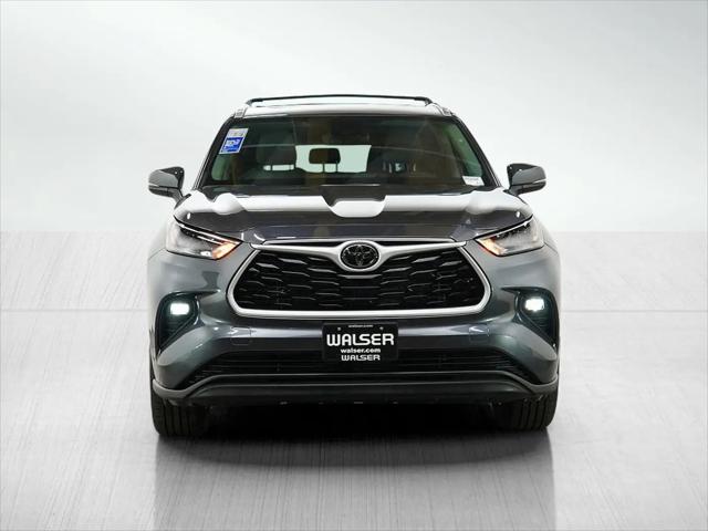 2025 Toyota Highlander XLE