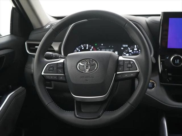 2025 Toyota Highlander XLE