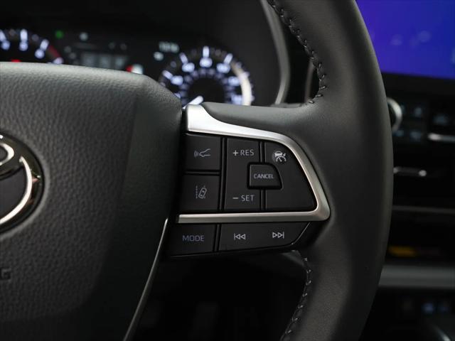 2025 Toyota Highlander XLE