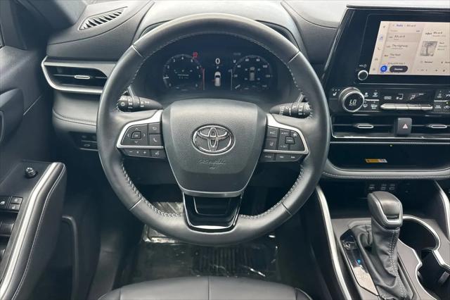 2025 Toyota Highlander LE