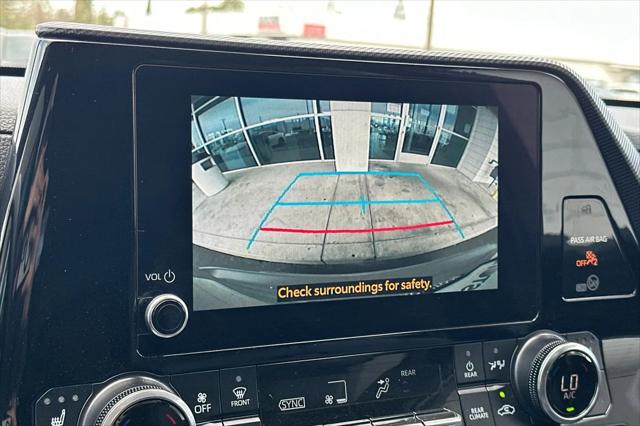 2025 Toyota Highlander LE