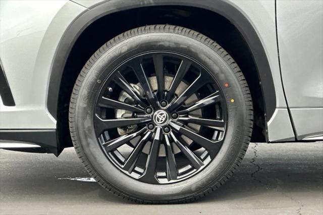 2025 Toyota Highlander LE