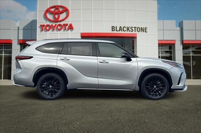 2025 Toyota Highlander LE