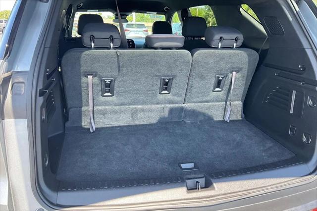 2025 Chevrolet Traverse AWD LT