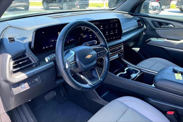 2025 Chevrolet Traverse AWD LT