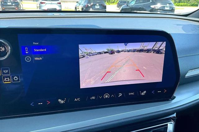 2025 Chevrolet Traverse AWD LT