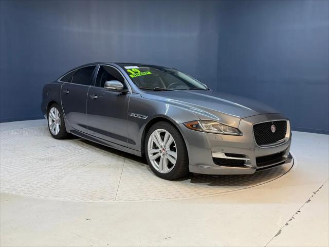 2019 Jaguar XJ R-Sport