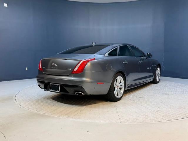 2019 Jaguar XJ R-Sport