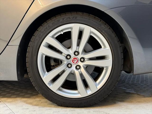 2019 Jaguar XJ R-Sport