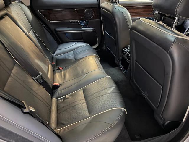 2019 Jaguar XJ R-Sport