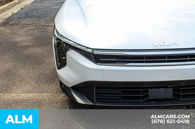2025 Kia K4 LXS