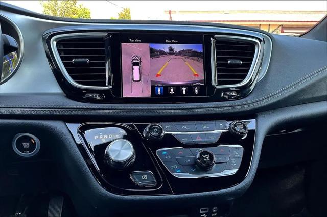 2020 Chrysler Pacifica Hybrid Limited