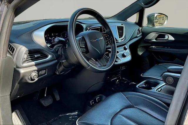 2020 Chrysler Pacifica Hybrid Limited