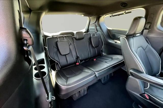 2020 Chrysler Pacifica Hybrid Limited