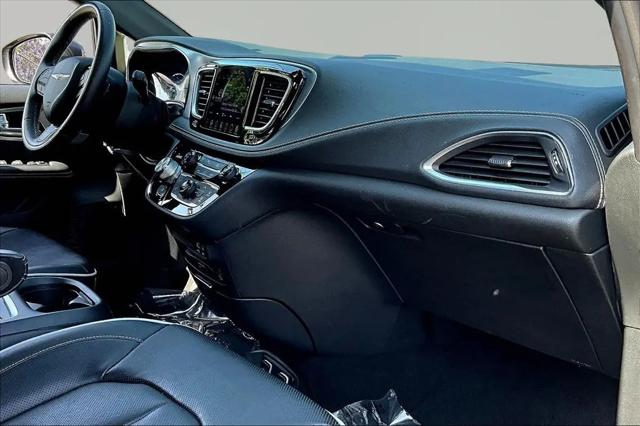 2020 Chrysler Pacifica Hybrid Limited