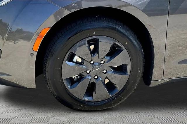 2020 Chrysler Pacifica Hybrid Limited