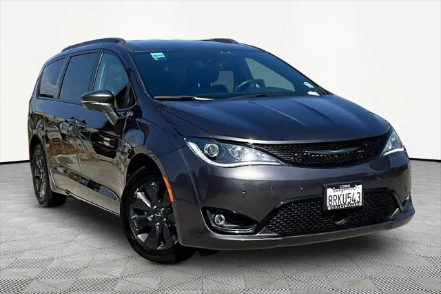 2020 Chrysler Pacifica Hybrid Limited for sale in Covina, CA