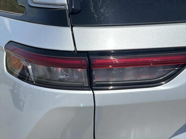 2022 Jeep Grand Cherokee Laredo 4x4