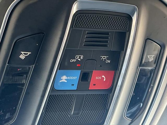2022 Jeep Grand Cherokee Laredo 4x4