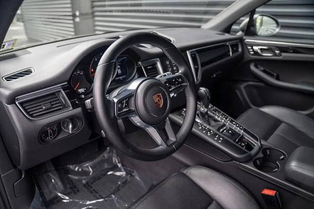 2018 Porsche Macan Macan