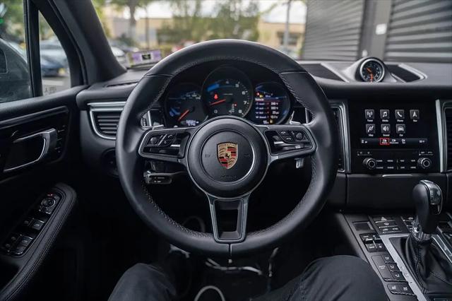 2018 Porsche Macan Macan