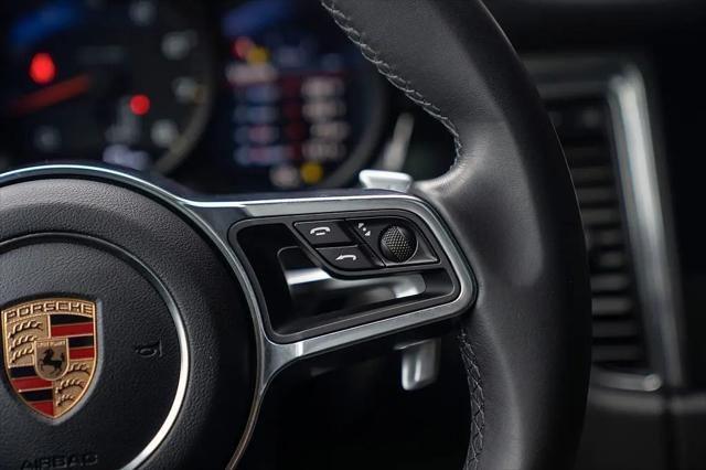 2018 Porsche Macan Macan